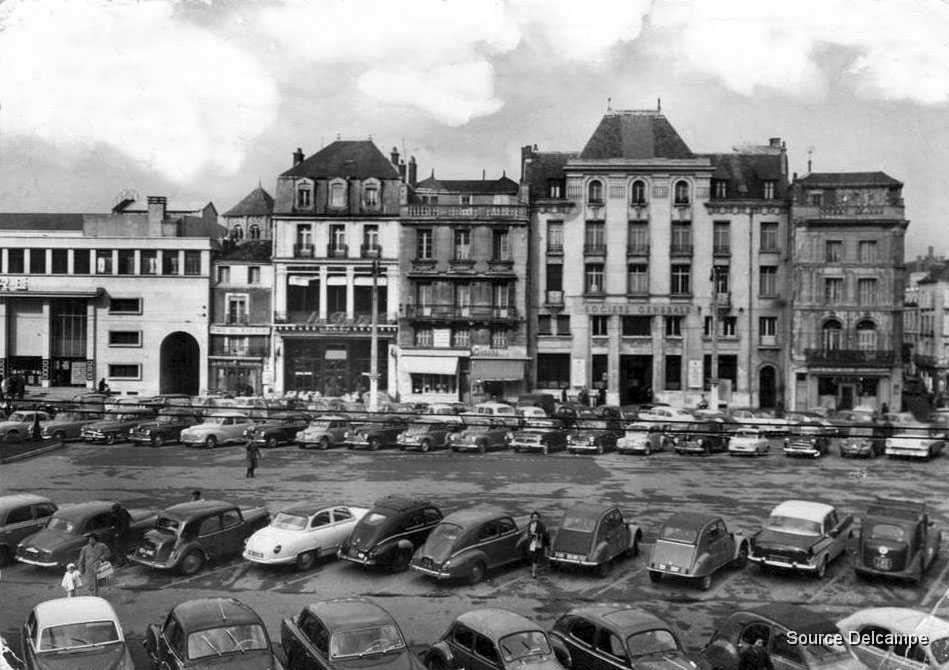 86 Poitiers place Leclerc.jpg